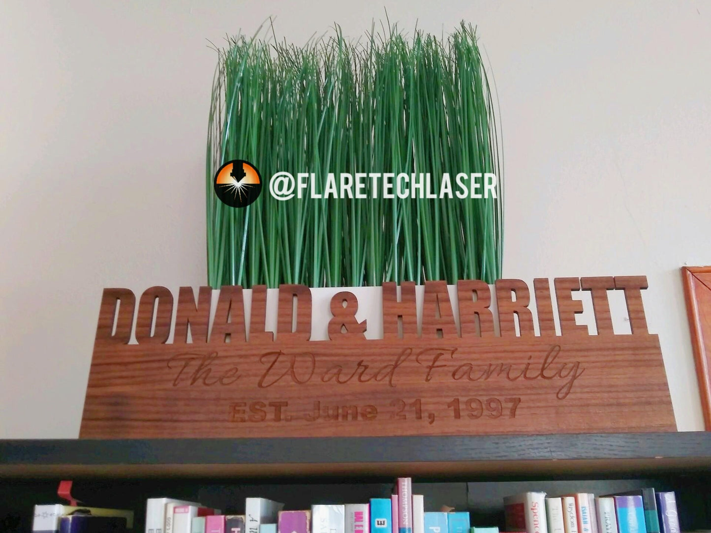 Personalized Family Wall Decoration for Wedding Anniversaries, Valentines Day, etc.
